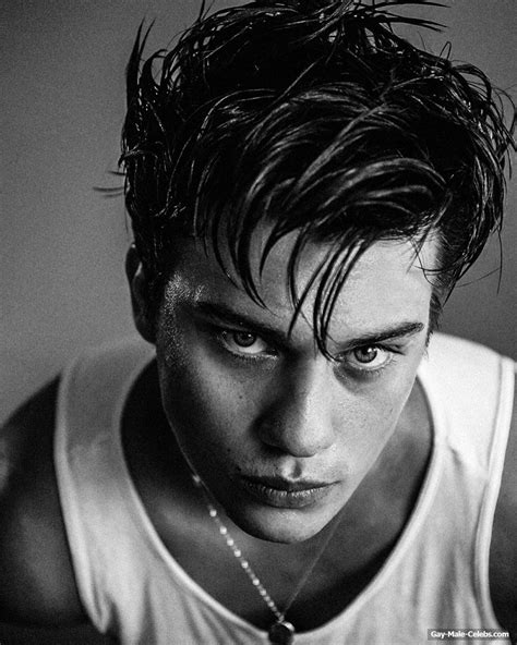 az nuds|NICHOLAS GALITZINE Nude .